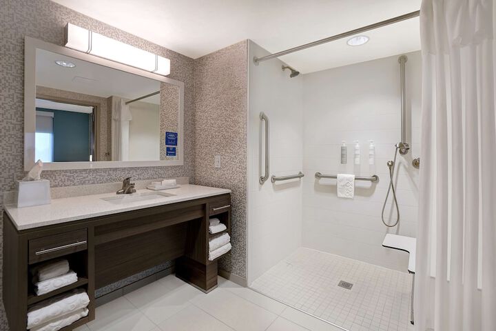 Home2 Suites by Hilton Lakewood Ranch