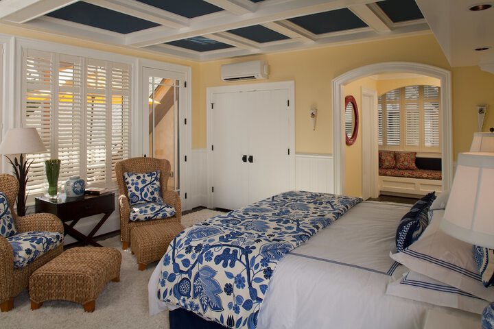 Room 27 of 34