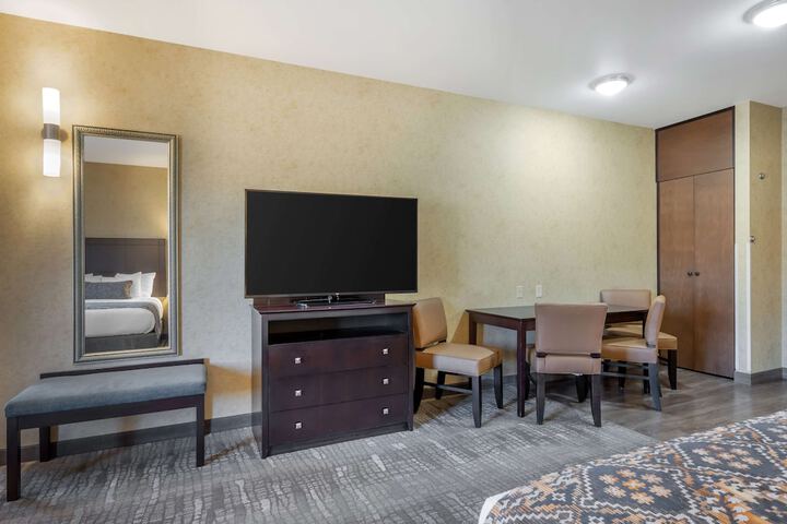 Best Western Plus Ponderay Mountain Lodge