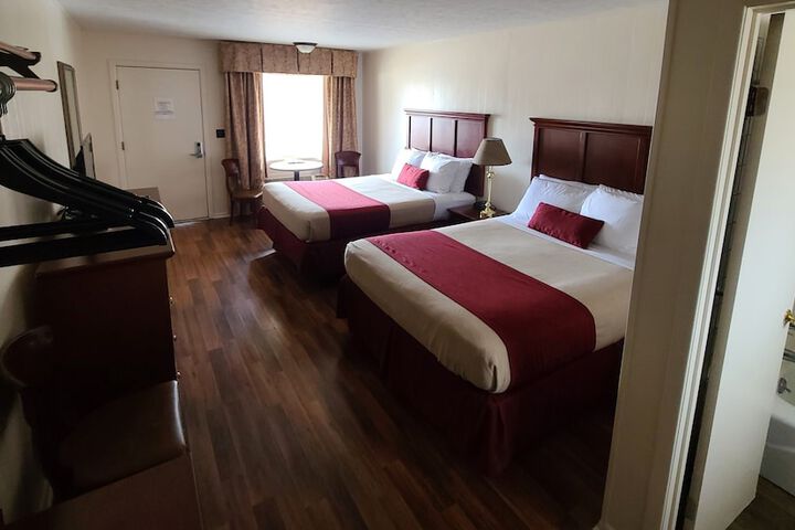 Room 44 of 61