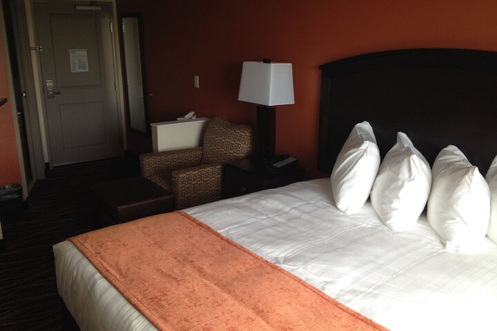 Room 23 of 36