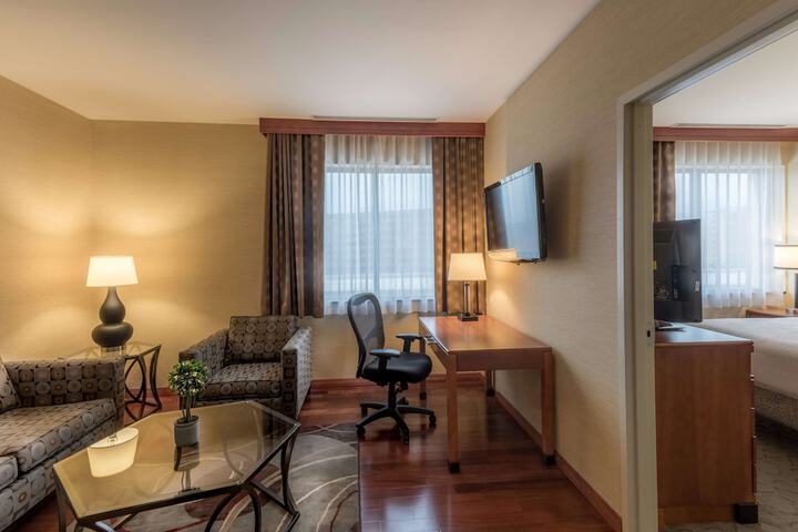 Room 28 of 51