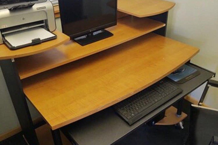 Business Center 21 of 24