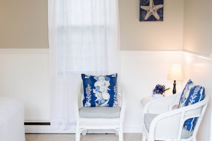 Room 12 of 60