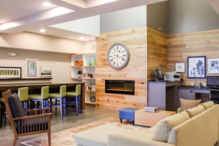 Country Inn & Suites by Radisson Chester, VA