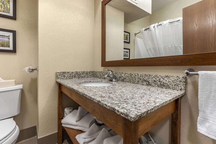 Room 20 of 32