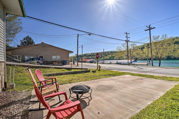 Rockaway Beach House w / Fire Pit & River View!