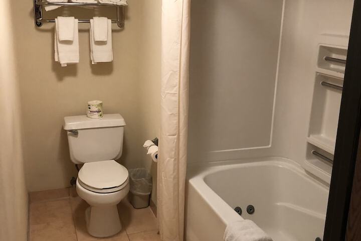 Room 22 of 22