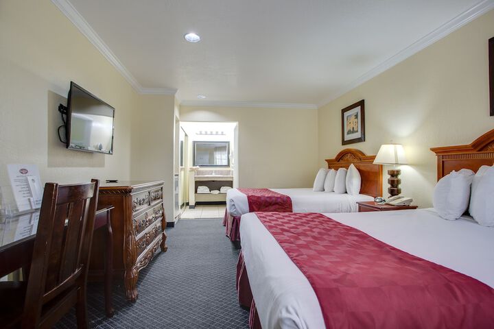 Room 19 of 43