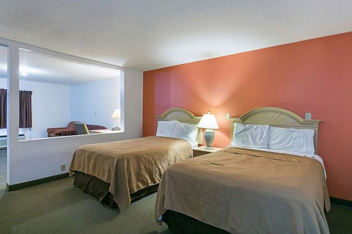 Rodeway Inn & Suites Enterprise