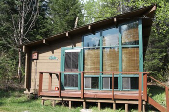 Slippery Winds Wilderness Resort