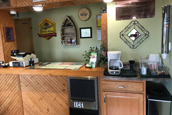 Country Villa Motel and Country Camping