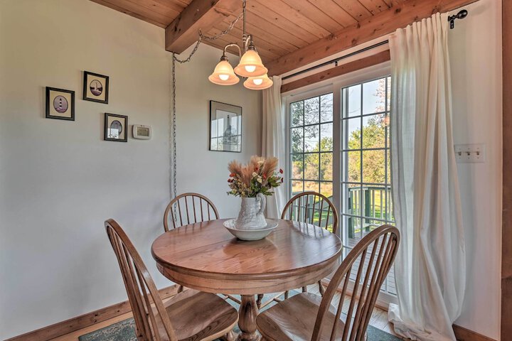 Lovettsville Cottage in Heart of Wine Country