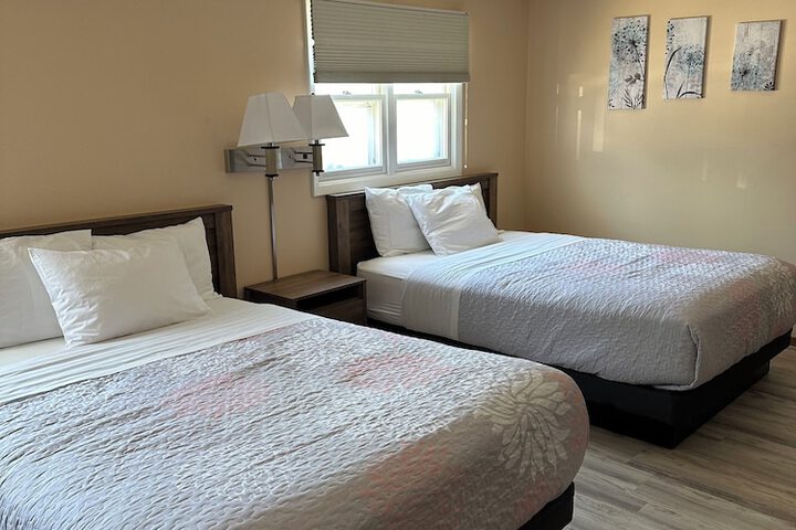 DownTown Inn