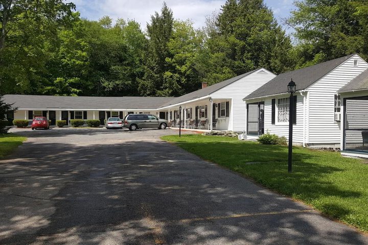 Hotel 4 of 57