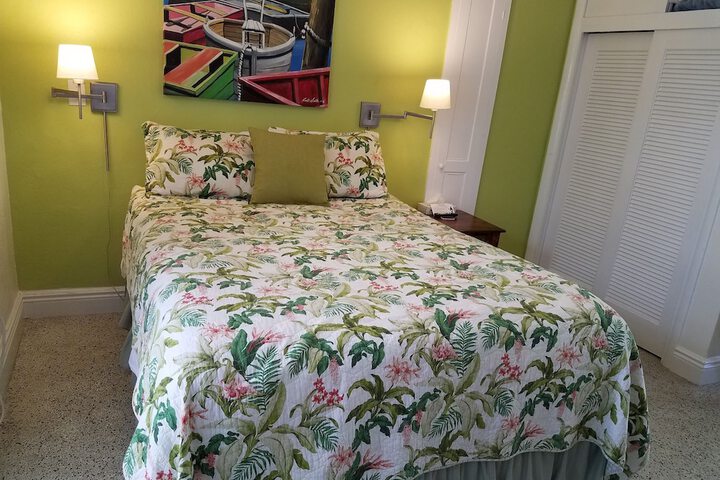 Room 179 of 218