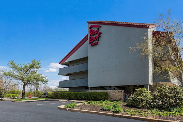 Hotel 7 of 32