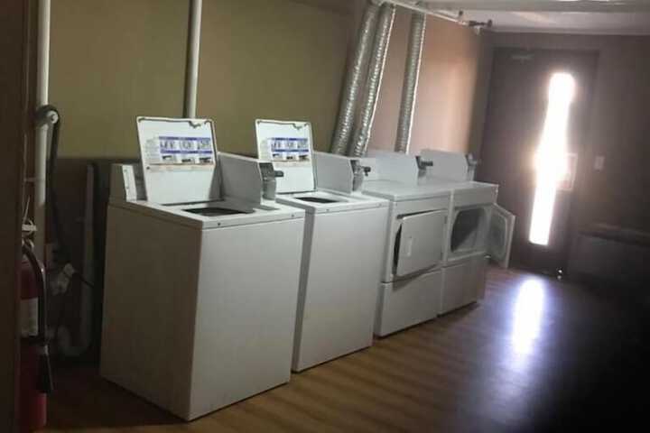Laundry 32 of 32