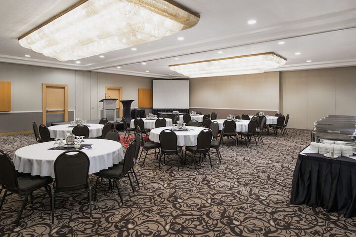 Delta Hotels by Marriott Regina
