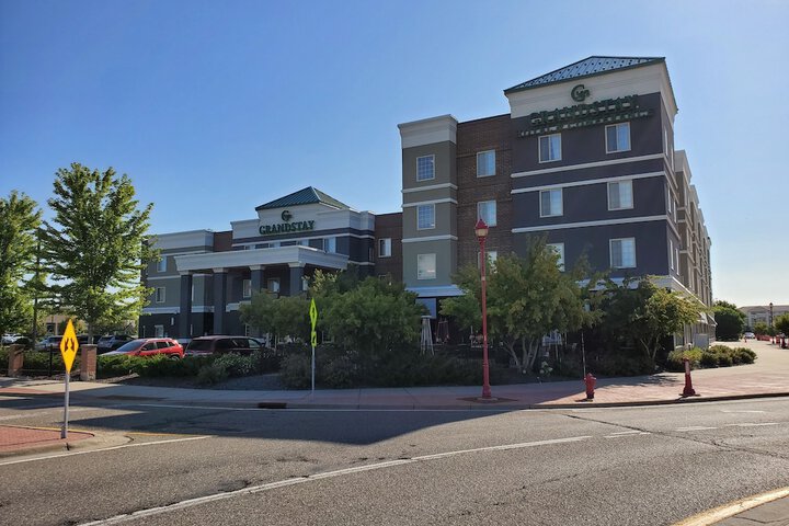 Hotel 3 of 29