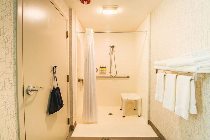 Room 57 of 109
