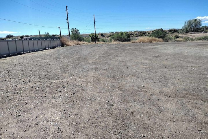 Property Grounds 32 of 40