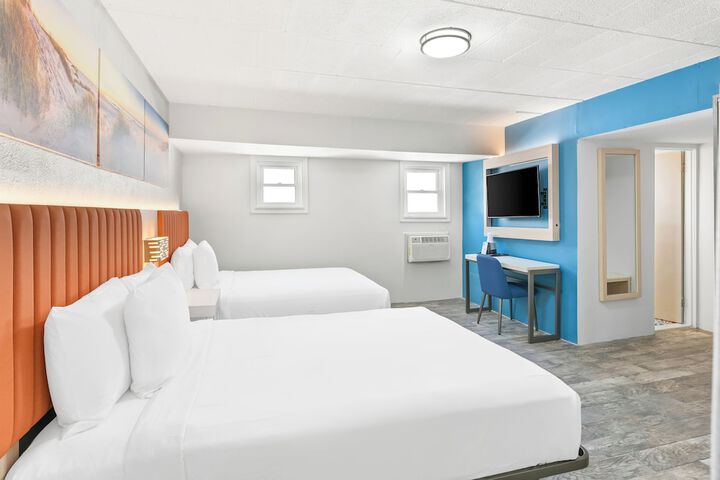 Room 9 of 20