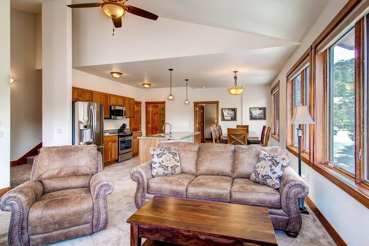 Black Canyon Inn Unit H4 Deluxe