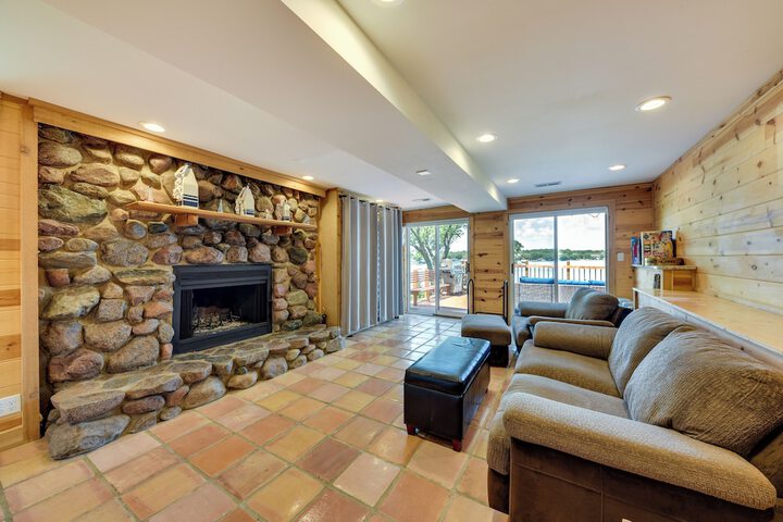 Waterfront Fox Lake Vacation Rental w / Fire Pit!