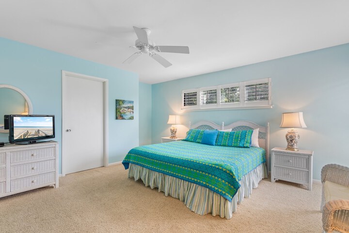 Litchfield Beach & Golf Resort