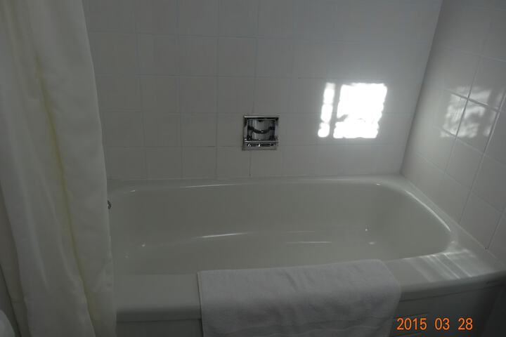 Room 37 of 46