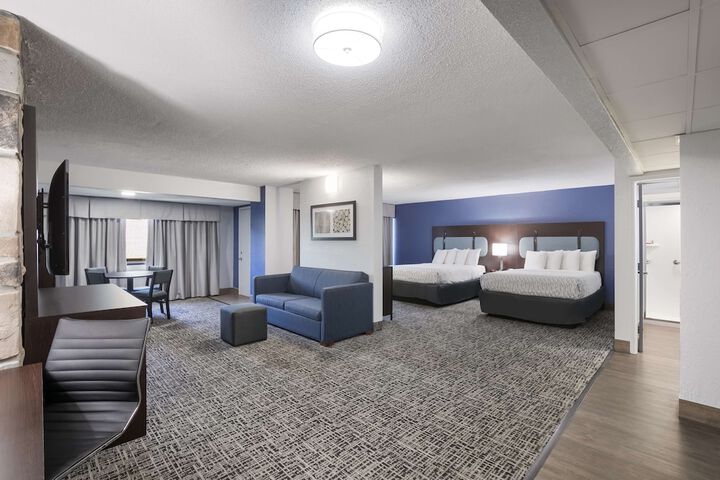 Room 14 of 31