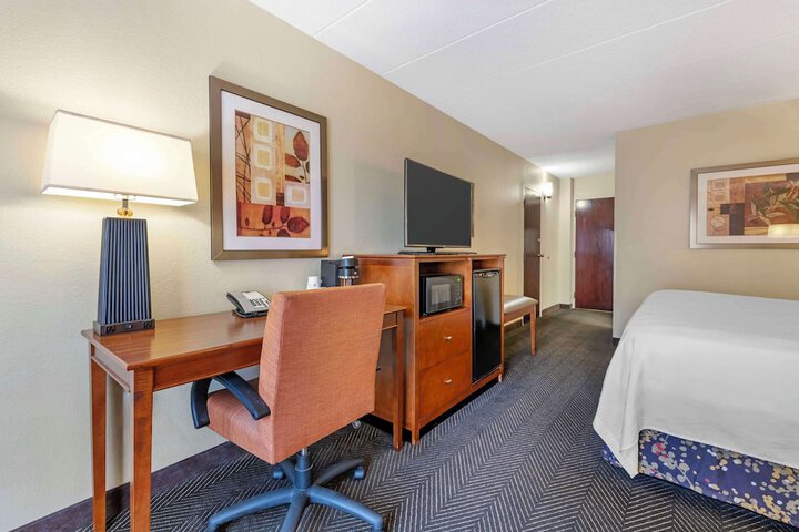 Best Western Plus St. Paul North / Shoreview