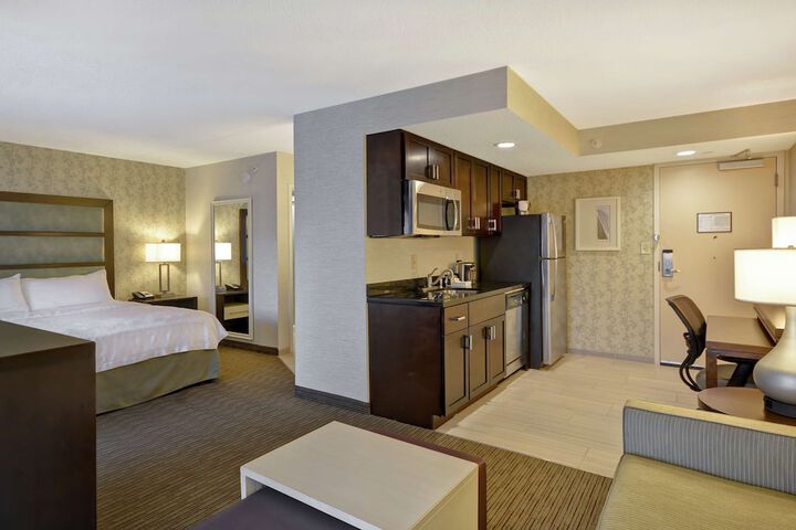 Room 18 of 52