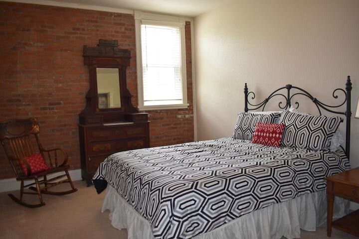 Room 62 of 238