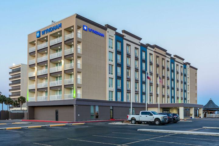 Hotel 5 of 60