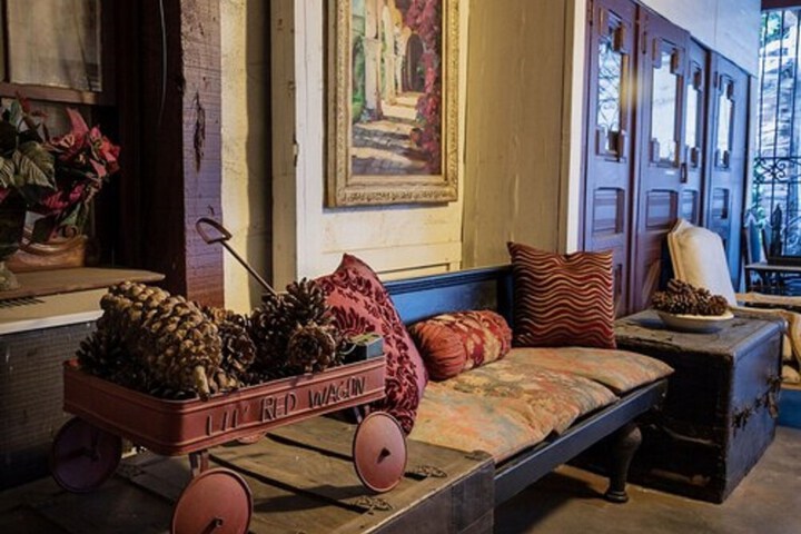 Gunn House Hotel