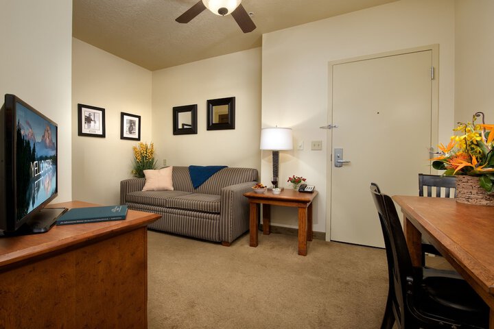 Room 25 of 67