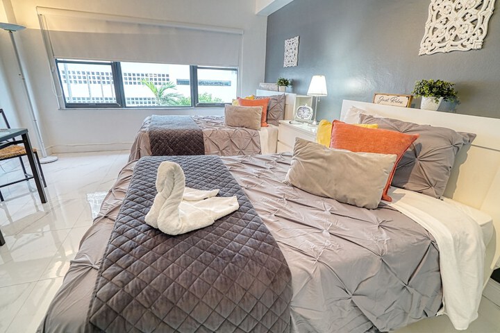 Room 201 of 242