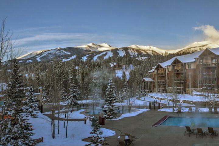 Grand Timber Lodge