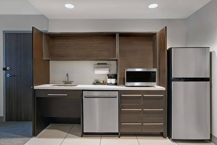 Home2 Suites Asheville Airport