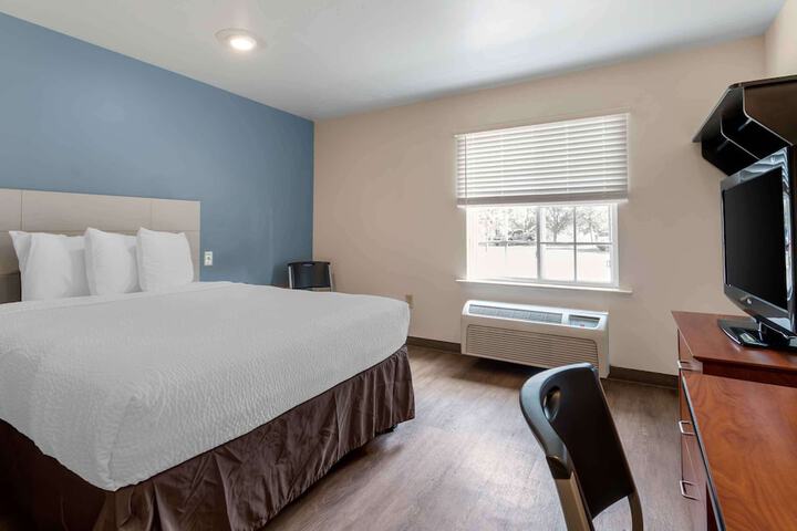 Extended Stay America Select Suites - Orlando - East
