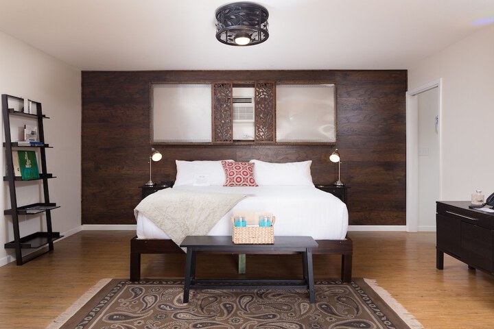Room 73 of 113