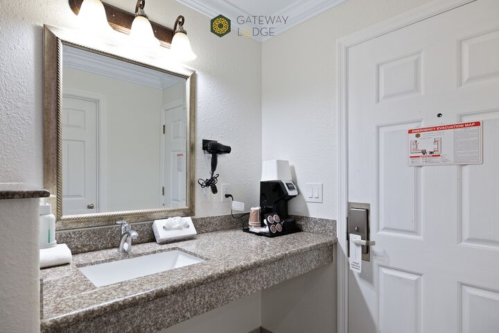 Gateway Lodge