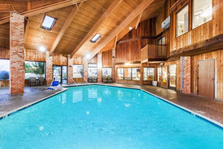 Pool 4 of 30