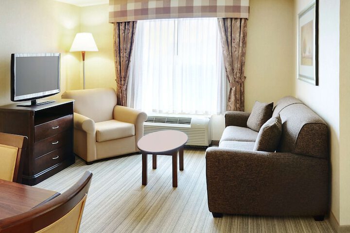 Room 30 of 46