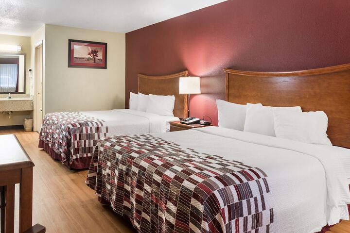 Red Roof Inn Conroe North - Willis