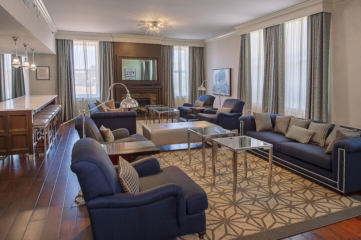 Room 93 of 160