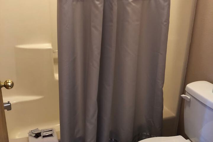 Room 21 of 29