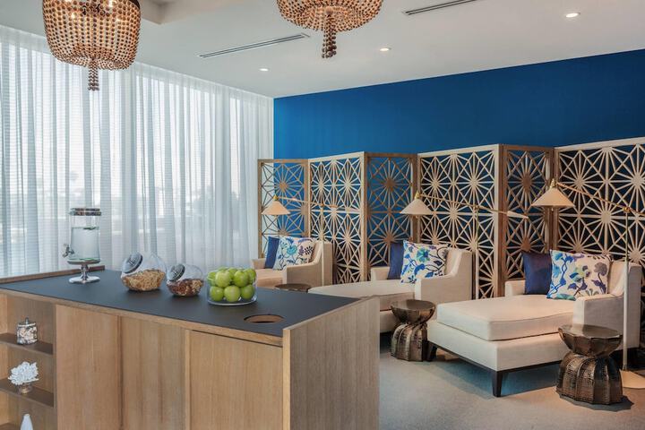 Wyndham Grand Clearwater Beach